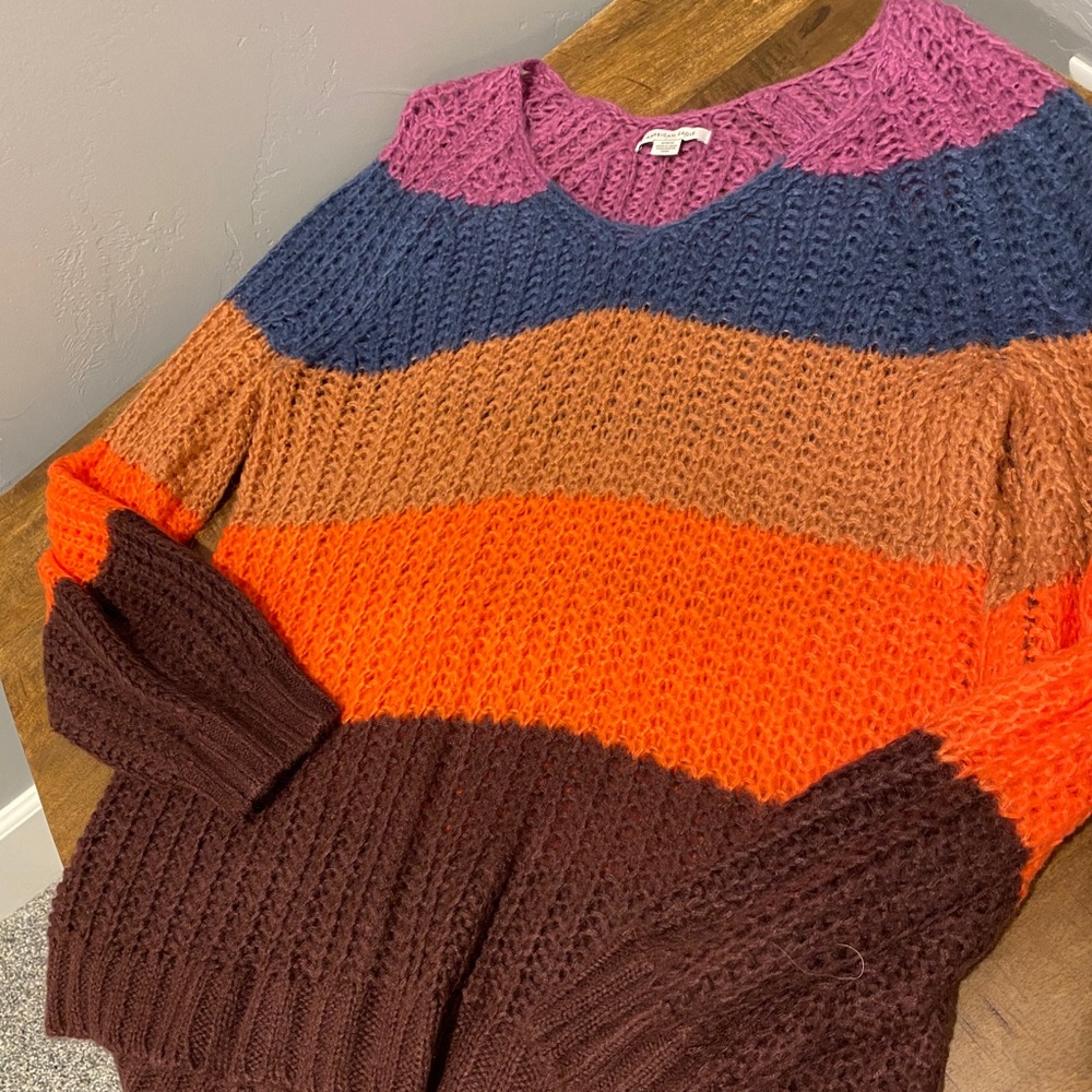 AEO sweater